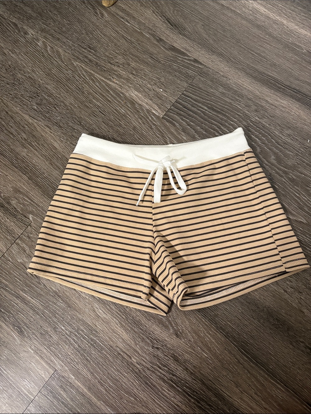 Stripped Shorts